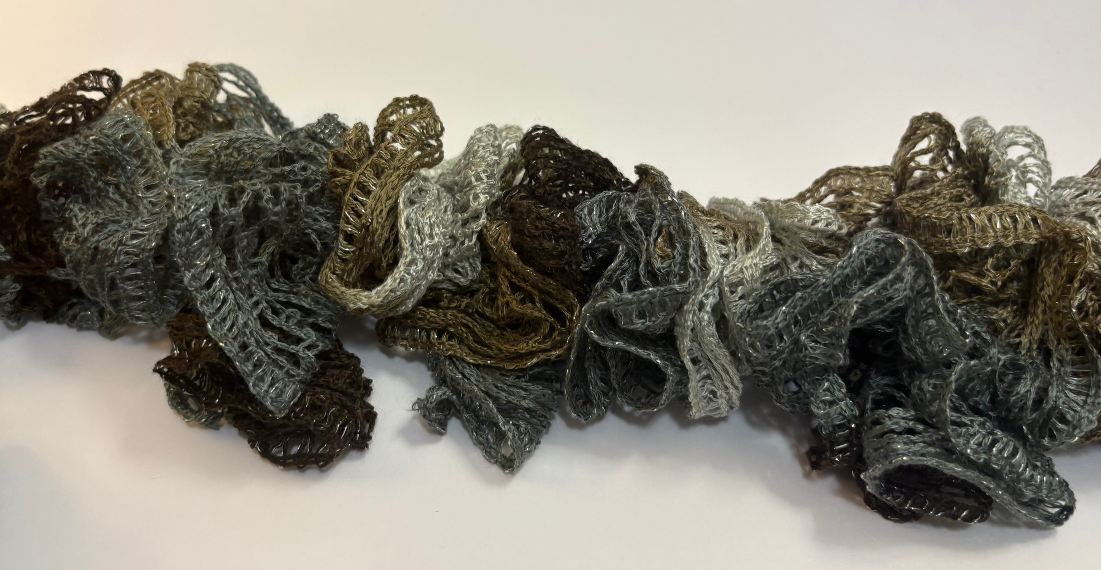Waltz Ruffle Scarf